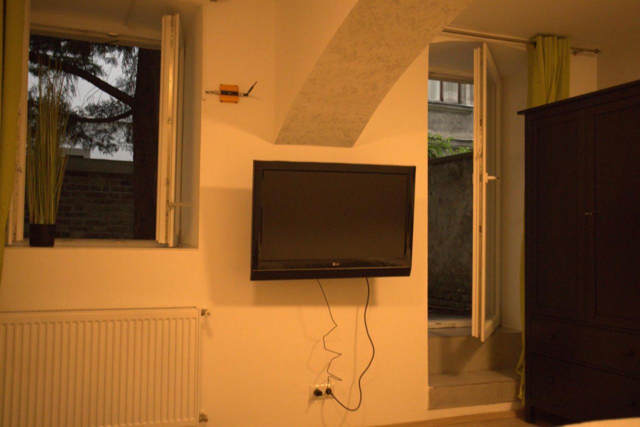 Brilliant Souterrain Apt. - Prater Amuesement Park Apartamento Viena Exterior foto